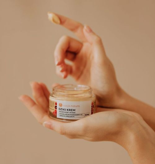 wild cranberry hand cream 4