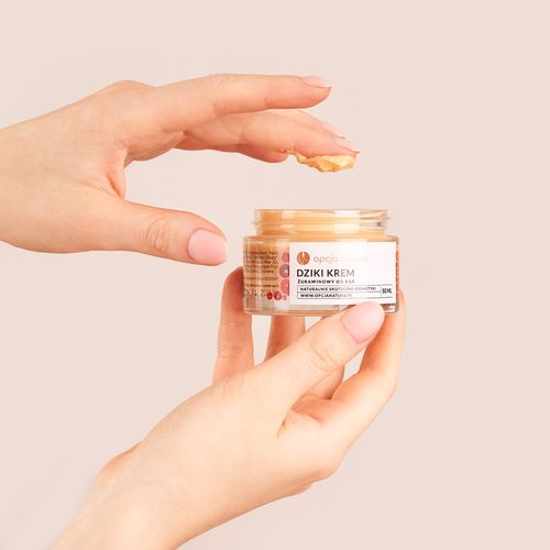 wild cranberry hand cream 3